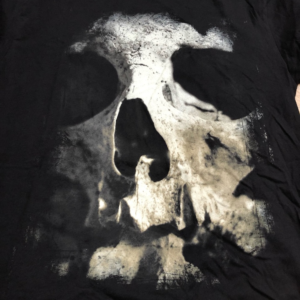 Skull Tee - Picture 2 of 5